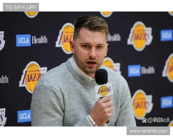 雷迪克透露东契奇将迅速回归或将在下周一对阵76人时复出